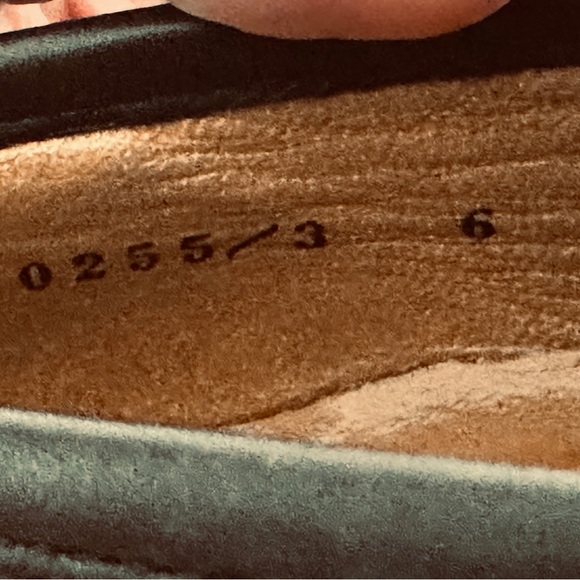 Gucci Loafer - Picture 6 of 6